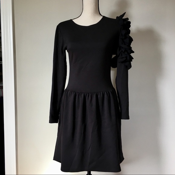 Dresses & Skirts - Handmade 3D flowers dress. Special order 🎀